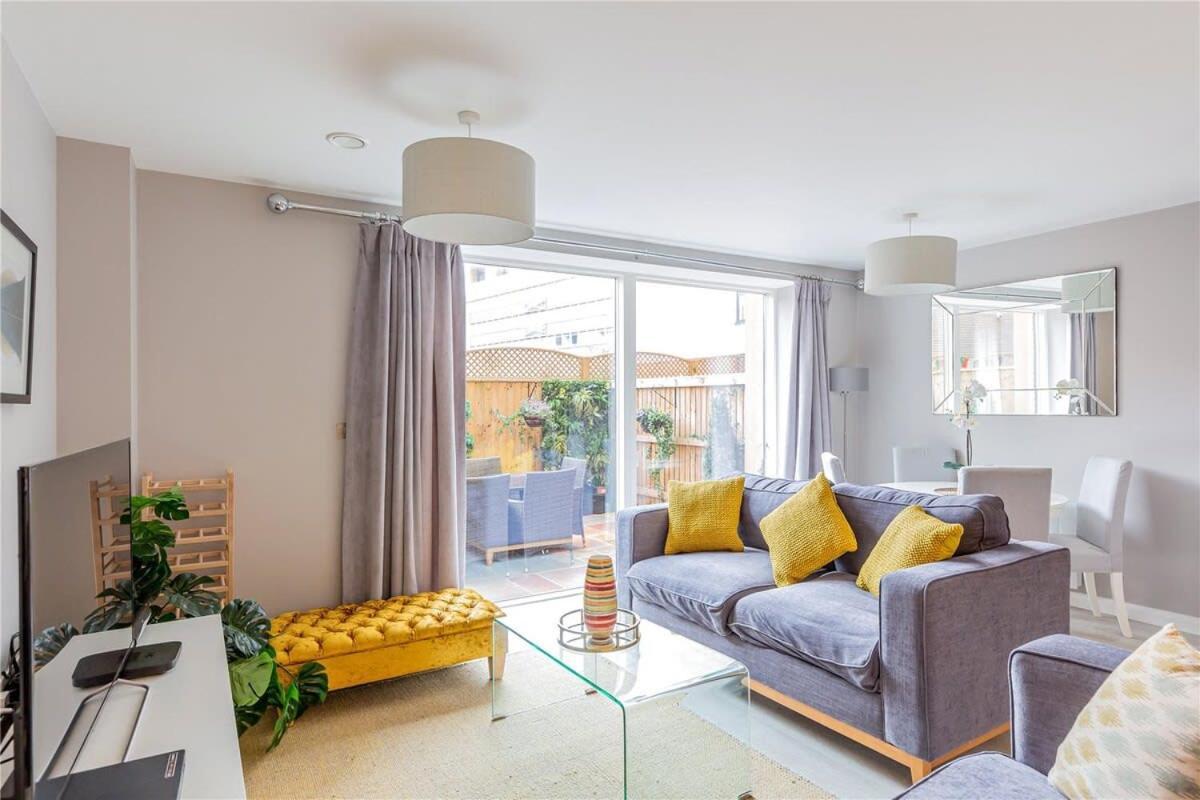 Deluxe Apartment Near Cabot Circus W Parking Sleeps 5 Бристол Екстериор снимка